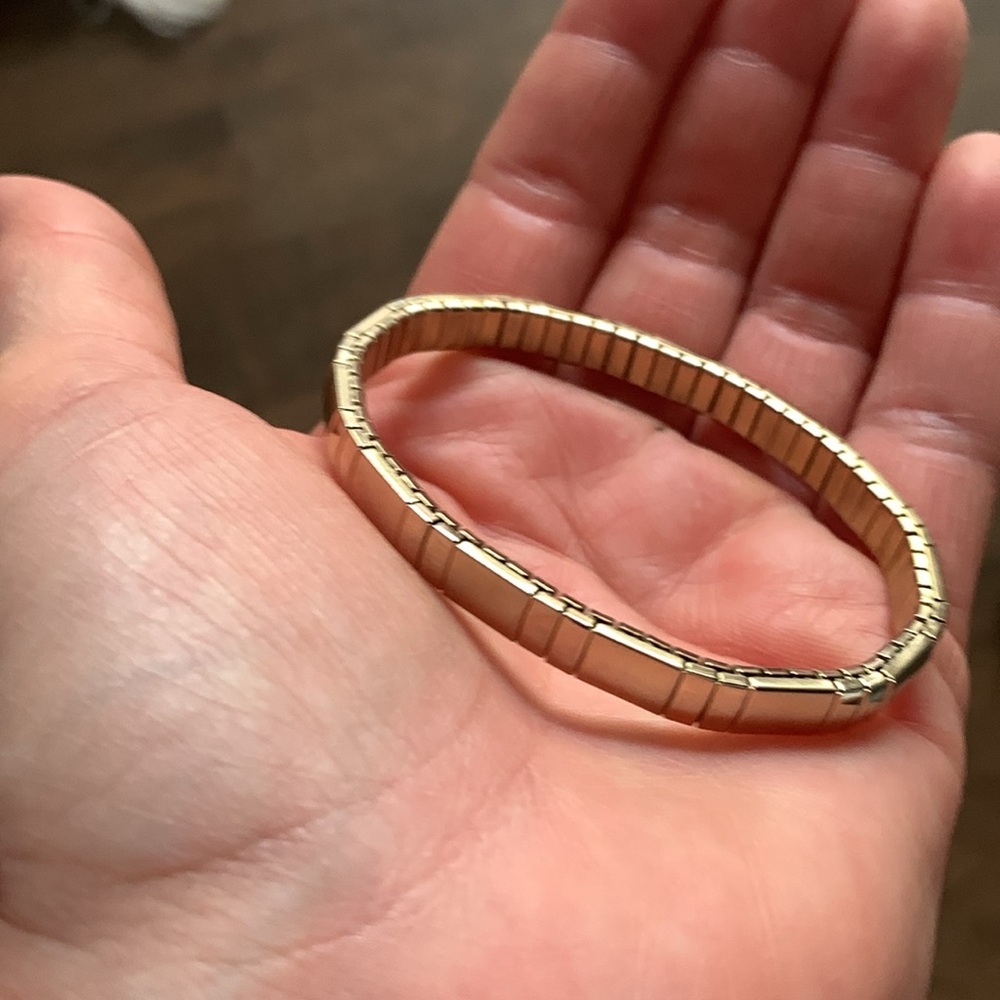 5 bracelets - Picture 8 of 12